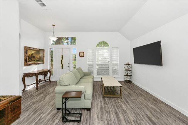 10110 Andre Drive, Irving, TX 75063