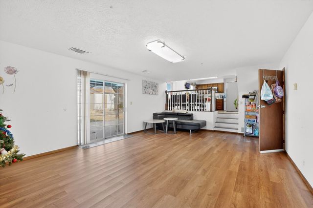 7301 Christy Avenue NE, Albuquerque, NM 87109