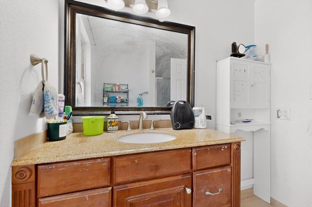 7301 Christy Avenue NE, Albuquerque, NM 87109