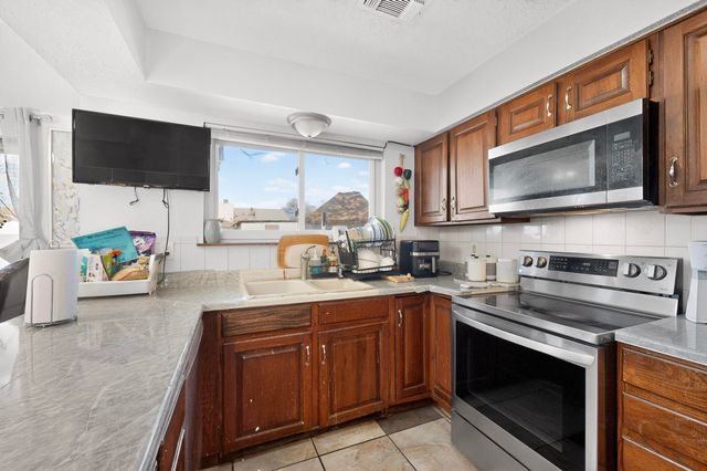 7301 Christy Avenue NE, Albuquerque, NM 87109