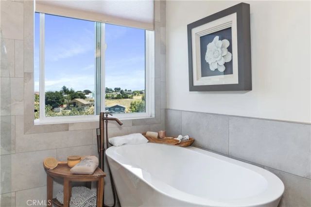 609 Shannon Hill Drive, Paso Robles, CA 93446