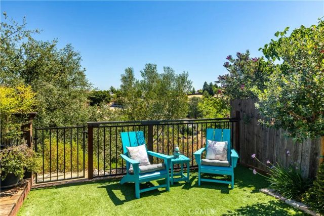 609 Shannon Hill Drive, Paso Robles, CA 93446