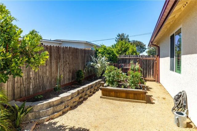 609 Shannon Hill Drive, Paso Robles, CA 93446