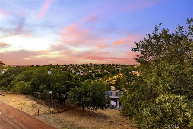 609 Shannon Hill Drive, Paso Robles, CA 93446