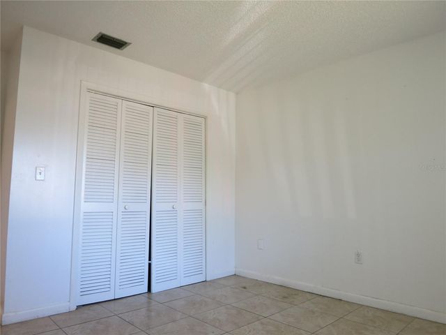 8304 N GOMEZ AVENUE N, Tampa, FL 33614