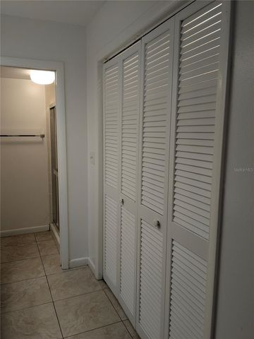 8304 N GOMEZ AVENUE N, Tampa, FL 33614