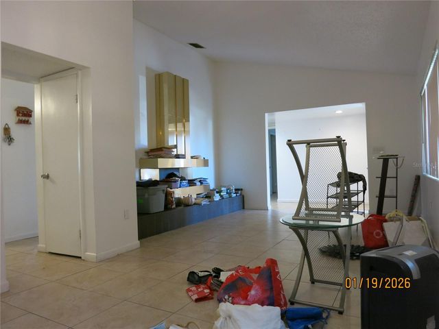 8304 N GOMEZ AVENUE N, Tampa, FL 33614