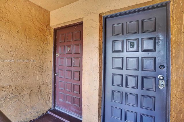 4211 NW 19th St 194, Lauderhill, FL 33313