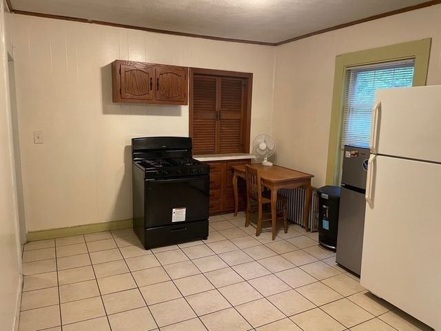 9 Guinan Street 1, Waltham, MA 02451