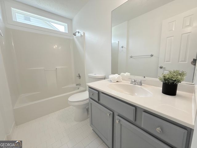 3095 Haverhill Rowe, Lawrenceville, GA 30044
