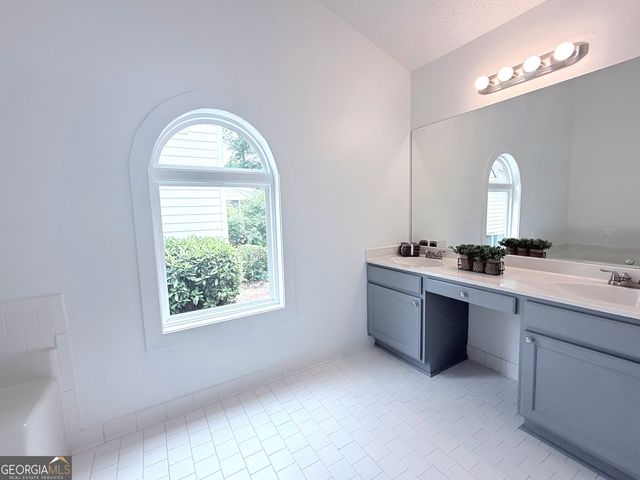 3095 Haverhill Rowe, Lawrenceville, GA 30044