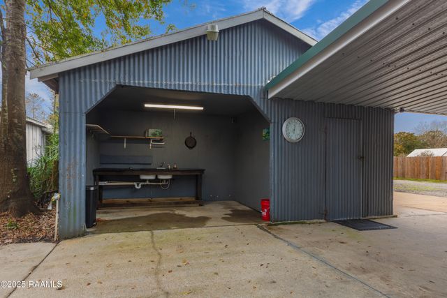 11327 Highway 182, Franklin, LA 70538