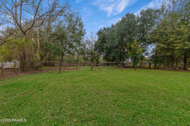 11327 Highway 182, Franklin, LA 70538