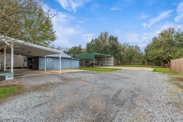 11327 Highway 182, Franklin, LA 70538