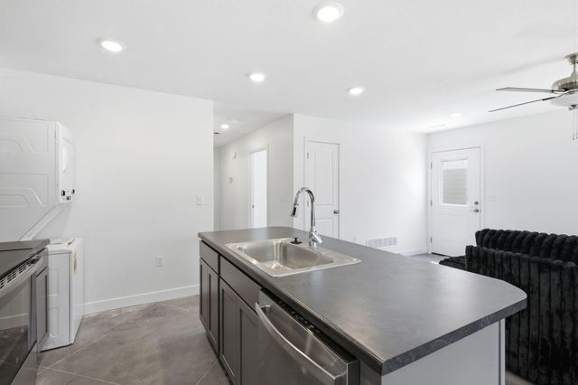 602 N PROVIDENCE RD 100, Columbia, MO 65203