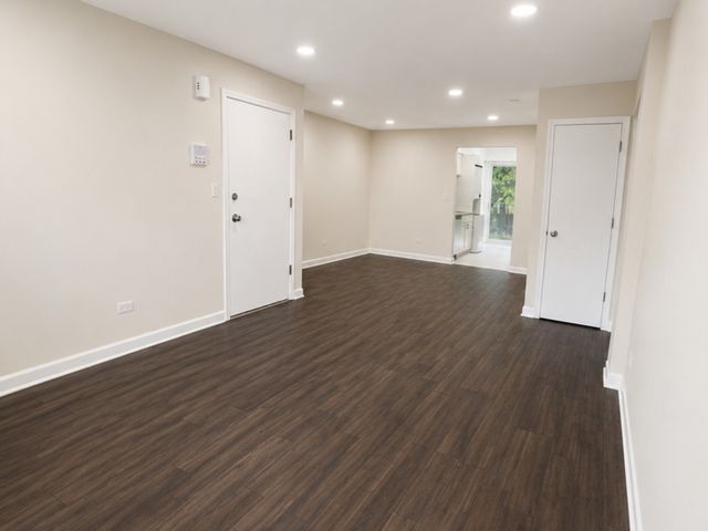 228 E Rimini Court 2B, Palatine, IL 60067