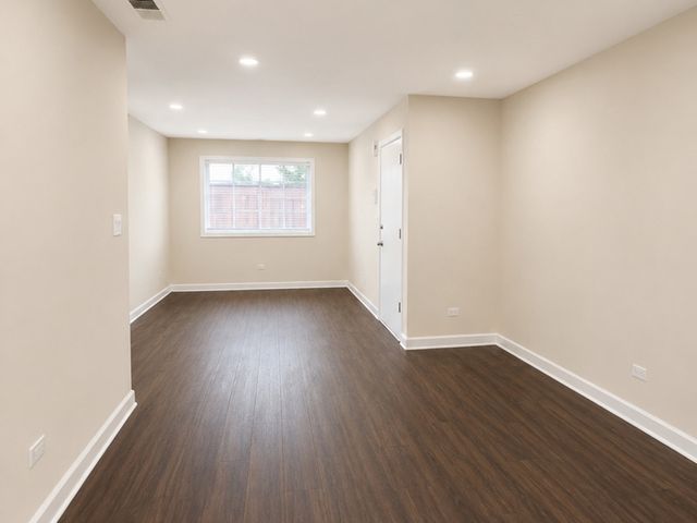 228 E Rimini Court 2B, Palatine, IL 60067