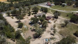 24851 Pleasanton, San Antonio, TX 78264