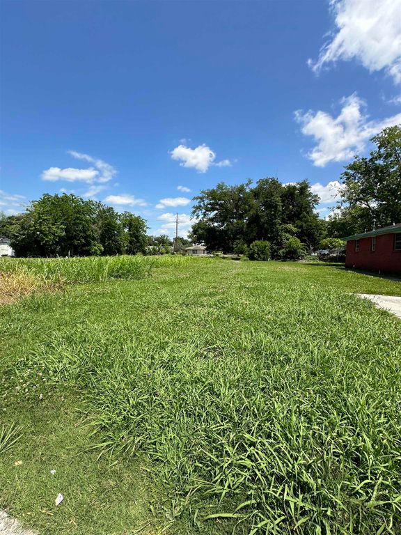 292 Grand Caillou Road, Houma, LA 70363