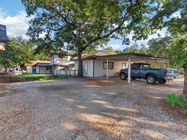 215 Folly Beach Drive B, Lake Dallas, TX 75065