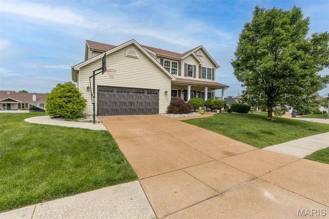 1001 Summersweet Drive, St Peters, MO 63376
