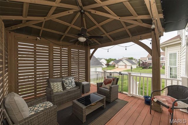 1001 Summersweet Drive, St Peters, MO 63376