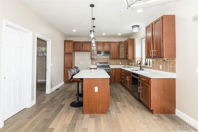 1001 Summersweet Drive, St Peters, MO 63376