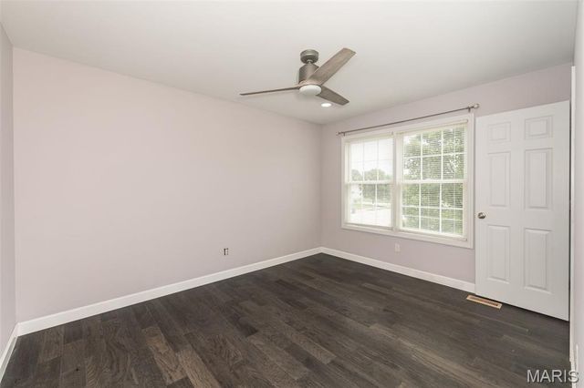 1001 Summersweet Drive, St Peters, MO 63376