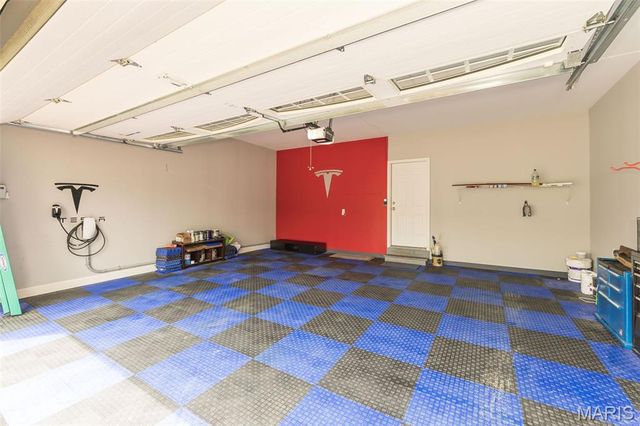 1001 Summersweet Drive, St Peters, MO 63376