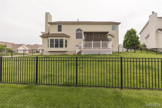 1001 Summersweet Drive, St Peters, MO 63376