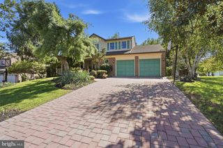 558 NEWPORT CIR #E, Langhorne, PA 19053