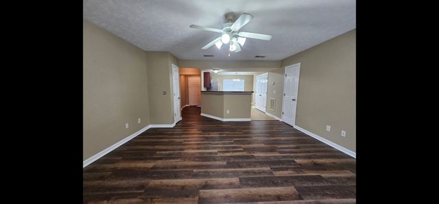 4045 George Buchanan Dr, La Vergne, TN 37086