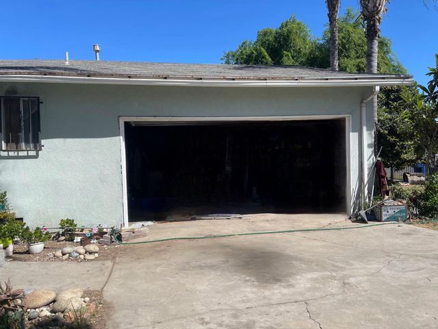 1428 S Sierra Vista Avenue, Fresno, CA 92702