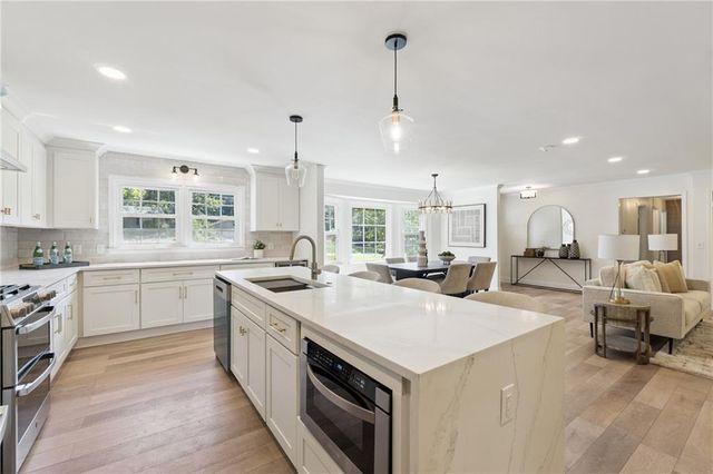 110 Jayne Ellen Court, Alpharetta, GA 30009