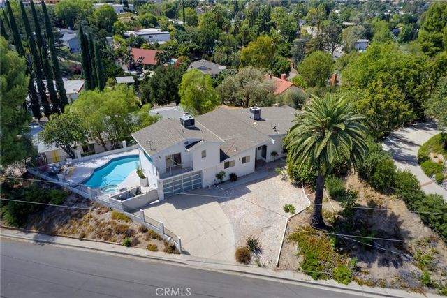 4715 Burgundy Road, Woodland Hills, CA 91364
