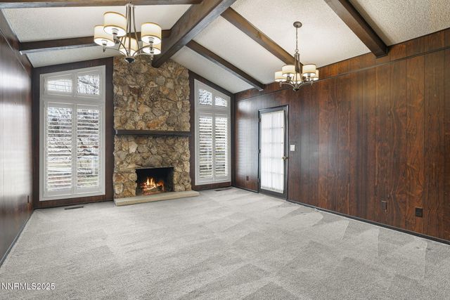 8355 Lakeside Drive, Reno, NV 89511