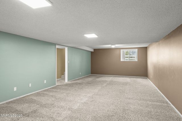 8355 Lakeside Drive, Reno, NV 89511