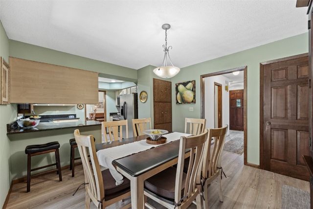 556 Mahaska Court, Iowa City, IA 52246