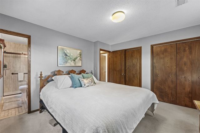 556 Mahaska Court, Iowa City, IA 52246