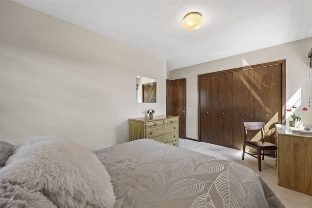 556 Mahaska Court, Iowa City, IA 52246