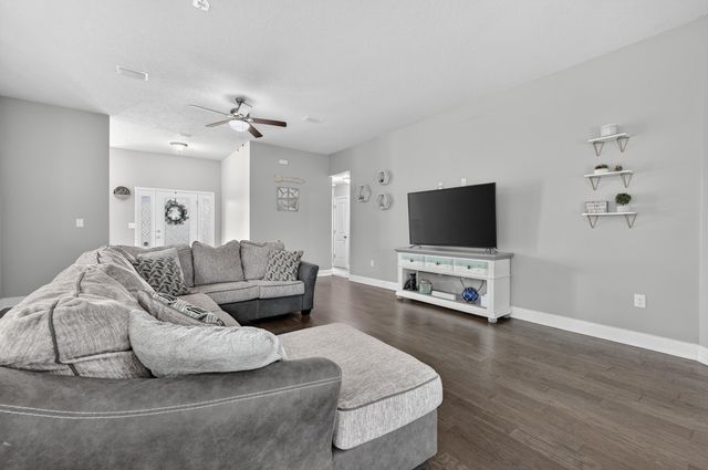 4670 Chanteuse Parkway, Crestview, FL 32539