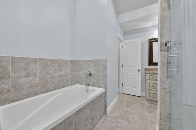 4670 Chanteuse Parkway, Crestview, FL 32539