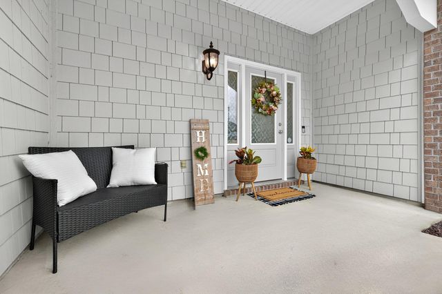 4670 Chanteuse Parkway, Crestview, FL 32539