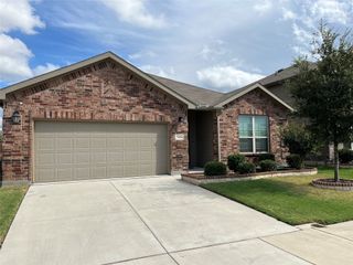 7436 Schooner Drive, Fort Worth, TX 76179