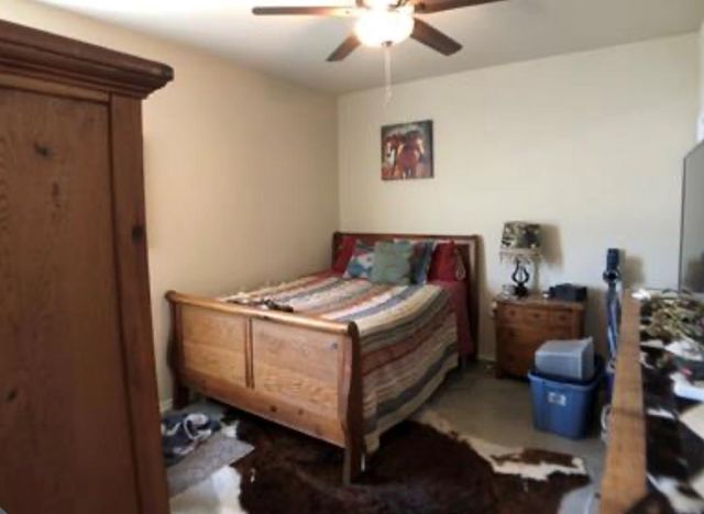 1300 Hausman DR A, Lockhart, TX 78644