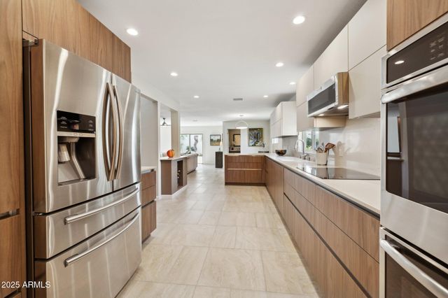 7339 E KEIM Drive, Scottsdale, AZ 85250