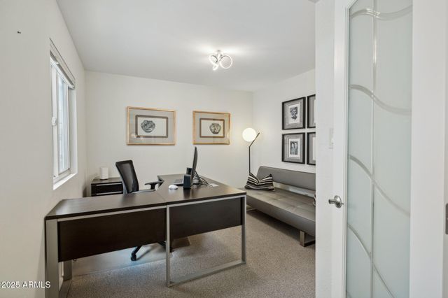 7339 E KEIM Drive, Scottsdale, AZ 85250