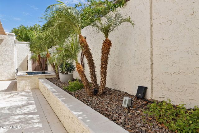 7339 E KEIM Drive, Scottsdale, AZ 85250