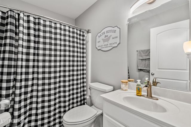 1002 Tellico Ave, Athens, TN 37303
