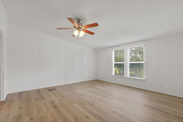 4140 County Road 467, Elgin, TX 78621